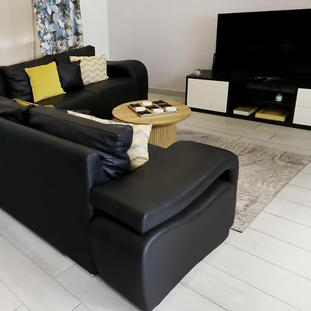 Casa Da Calheta Maia (Sao Miguel)