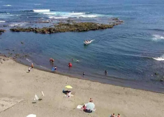 Casa Da Calheta Maia (Sao Miguel)